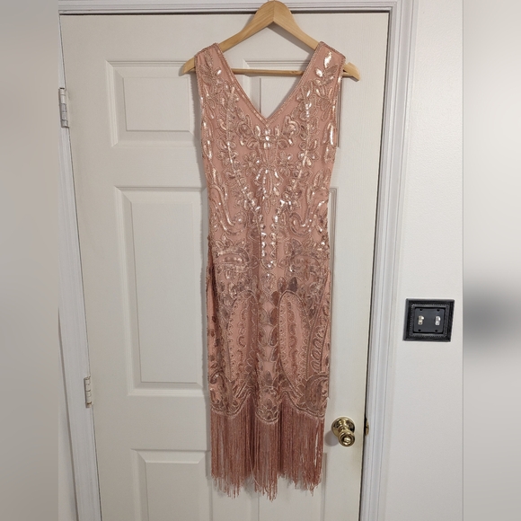 kayamiya Dresses & Skirts - Kayamiya rose gold blush flapper dress sequin fringe size small (read condition)